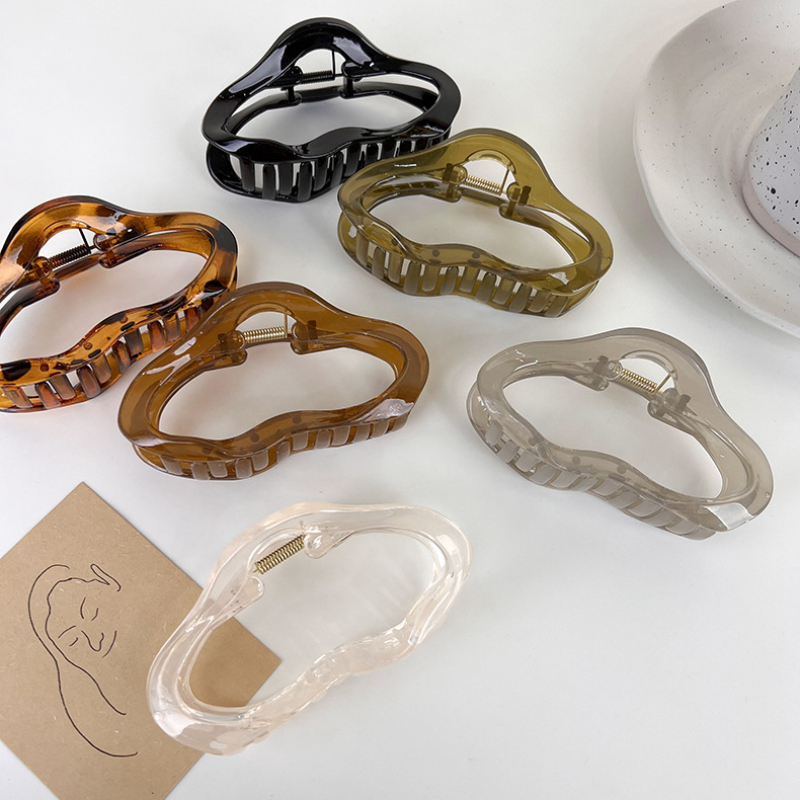 Nouvelles nuages évider pinces à cheveux femmes filles gelée acrylique pinces à cheveux en plastique irrégulier Barrettes à cheveux accessoires de cheveux