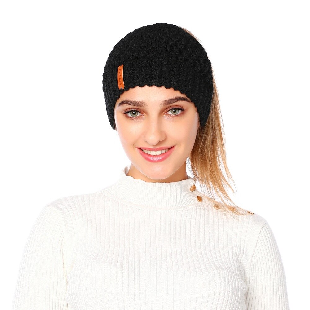 Winter gebreide mutsen winter dames muts dames meisjes stretch gebreide muts met label rommelige knot paardenstaart muts met gaten warme mutsen mutsen