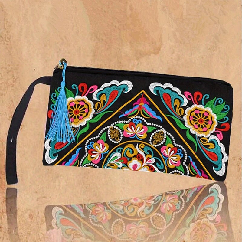 Ethnic Style Eembroidered Long Wallet Retro Large Capacity Handbag Womens Banquet Bag Mobile Phone Zero Wallet: black