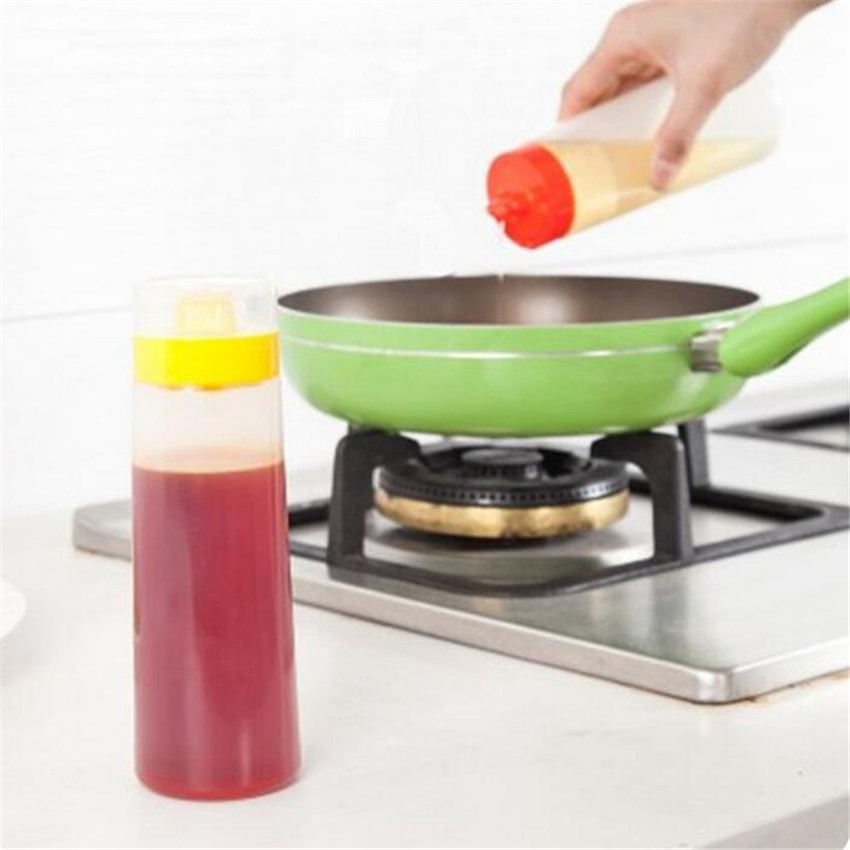 300ML 4 Hole Salad Bottle Squeeze Bottles With Lid For Kitchen Cooking Baking Tools Dressing Squeeze Sauces Oil Seasoning Bottle