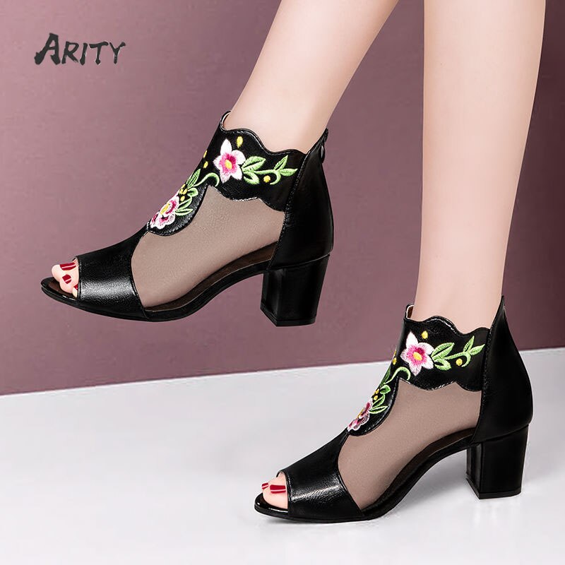 Women Summer Embroidered Shoes 2022 Ethnic Mesh Breathable Sandals Thick Heel Fish Mouth Women&#39;s Hollow High Heels Pumps