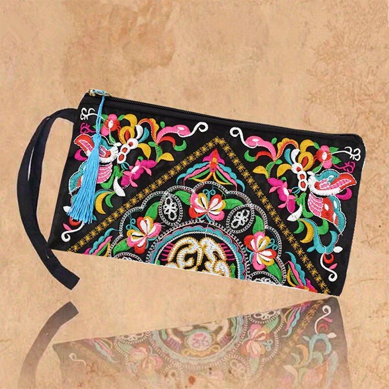Ethnic Style Eembroidered Long Wallet Retro Large Capacity Handbag Womens Banquet Bag Mobile Phone Zero Wallet: Blue