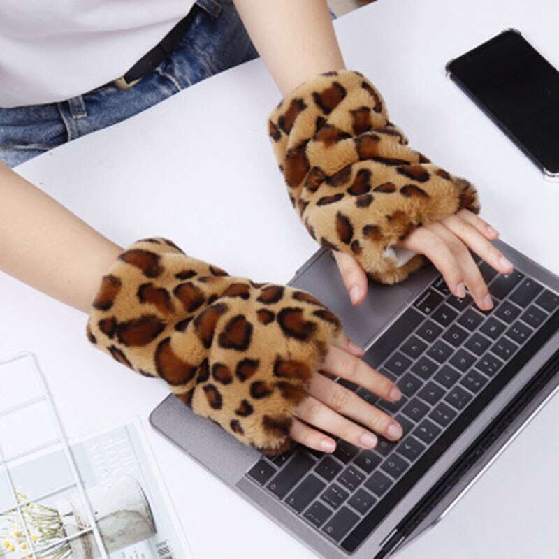 Winter touchscreen handschoenen vrouwelijke faux fur konijnenbont half vinger luipaard handschoenen vrouwelijke dikke leuke pluche schrijven warme handschoenen e91