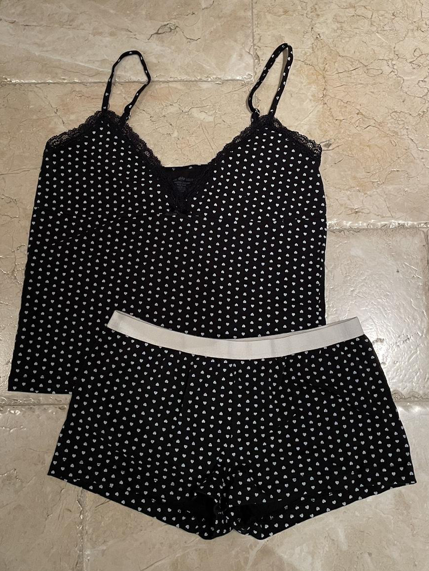 Conjunto de 2 piezas de pantalones cortos con chaleco de fresa para mujer, camiseta sin mangas ajustada con lazo y ojales y cintura elástica, pantalón corto recto de retazos, conjuntos dulces