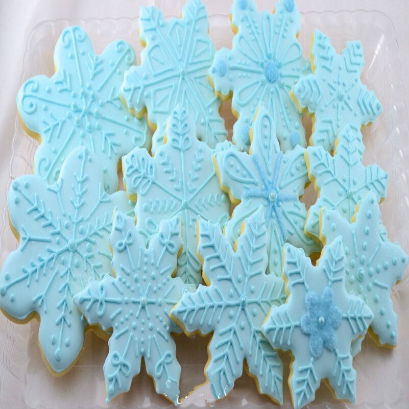 Keniao winter sneeuwvlok koekjesvorm set kerst fondant uitstekers  - 5 verschillende maten en vormen - biscuit roestvrij staal