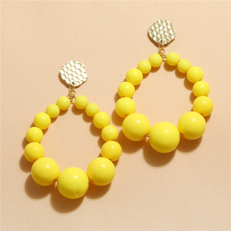 Kolorowe kolczyki w kształcie kropli z koralikami dla kobiet dziewczynki 2021 Trend akrylowe kolczyki w stylu Vintage Hoop kobiece czeski biżuteria Party Beach Gift: B Bead Earrings
