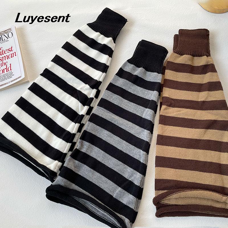Chaussettes gothiques à rayures pour femmes Y2k, couvre-pieds en tricot décontracté, Long, évasé, Chic, longueur mollet, coréenne
