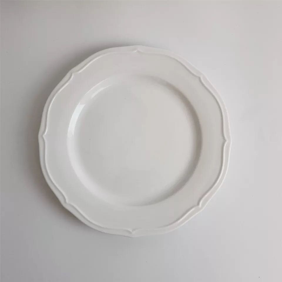 Pure White French Retro Lace Embossed Dinner Plate Simple Ceramic Disc Salad Cereal Breakfast Soup Bowl Kitchen Cheese: 8.5 inch round plate