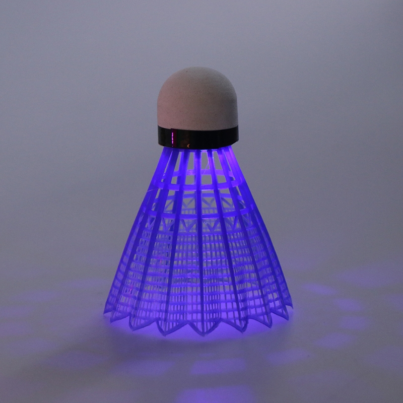 3 stk led badmintonbold glødende lys op plast badminton fjerbolde farverige lysbolde