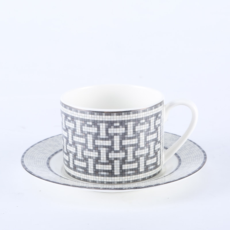 Classic European Bone China Coffee Cups and Saucers Tableware Coffee Plates Dishes Afternoon Tea Set Home Kitchen