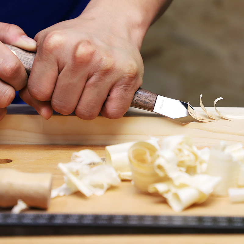Markeringsmes Koolstofstaal mes Dubbele schuine opvallend mes Houten handvat met beschermhoes voor markering en snijwerk