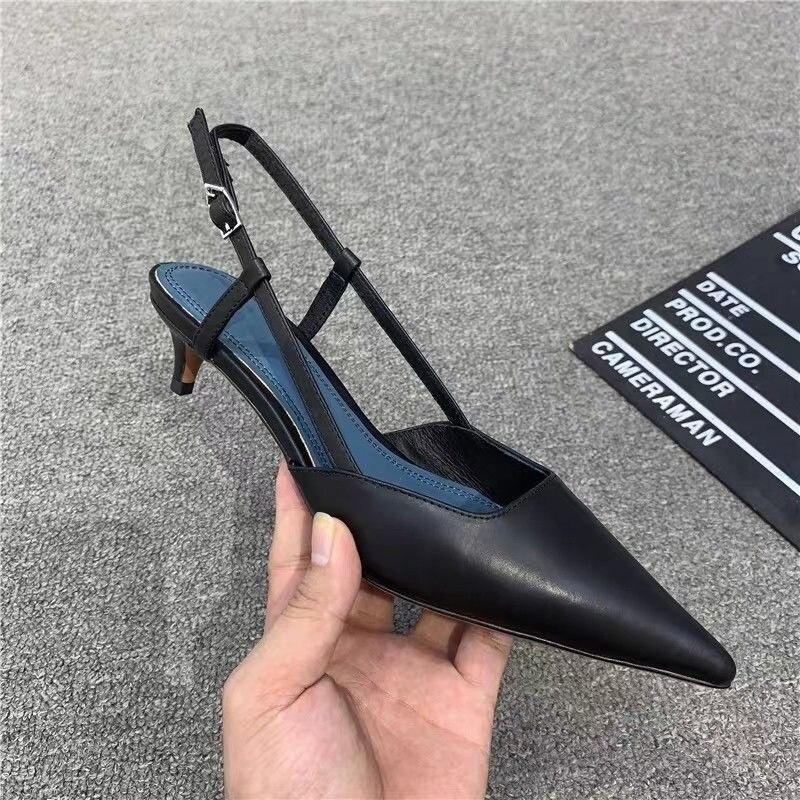 Sandalias altas de piel sintética para mujer, zapatos puntiagudos de tacón medio negro, cómodos, con hebilla, para verano,: 35