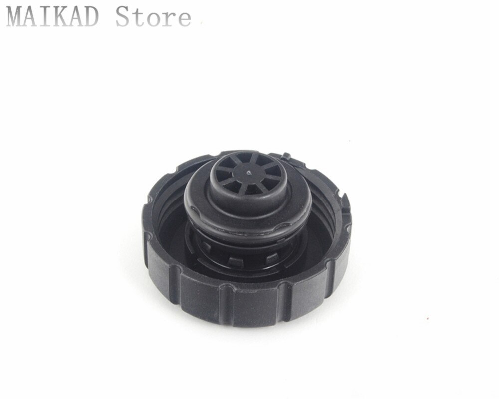 Expansion Tank Cap Coolant Recovery Tank Cap for Mercedes-Benz W203 C180 C200 C220 C240 C280 C320 C350 C230 C270 A2105010615