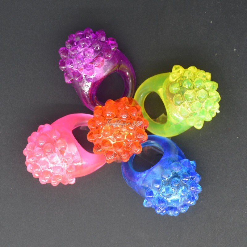 24 LED Licht hoch Gelee Holprigen Ringe Groß Party Favor-Blinkt Finger Ring für Bar Parteien-Verschiedene Farben