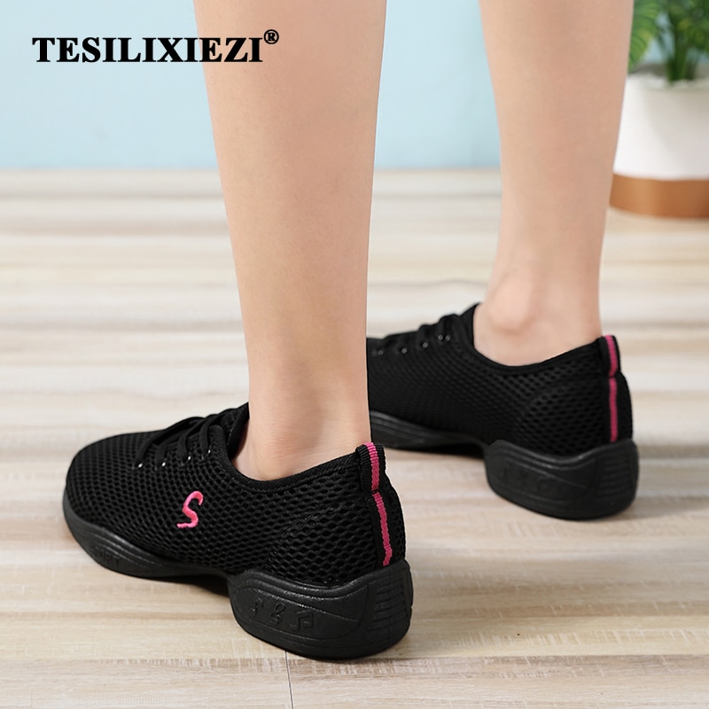 Lightweight Fitness Trainers Dancing Practice Shoes Cushioning Modern Jazz Dance Sneakers Women Breathable Mesh Lace Up