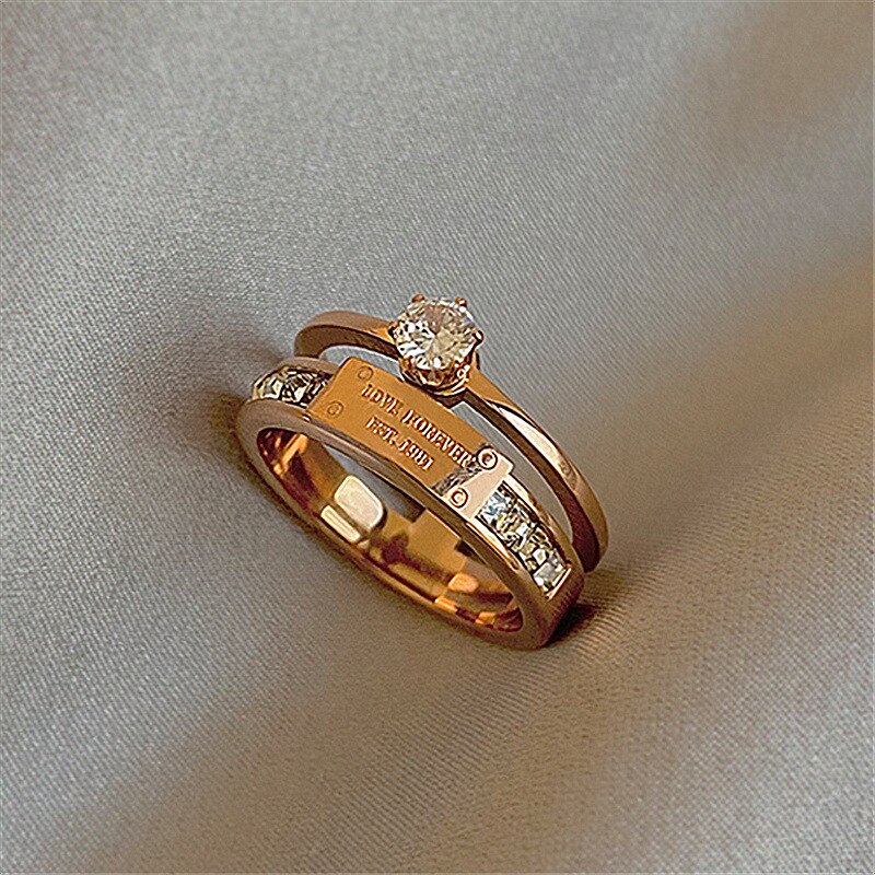 Anillo clásico de acero y titanio para mujer, sortija de dos letras de oro rosa para mujer, joyería para dedo, temperamento para para niña