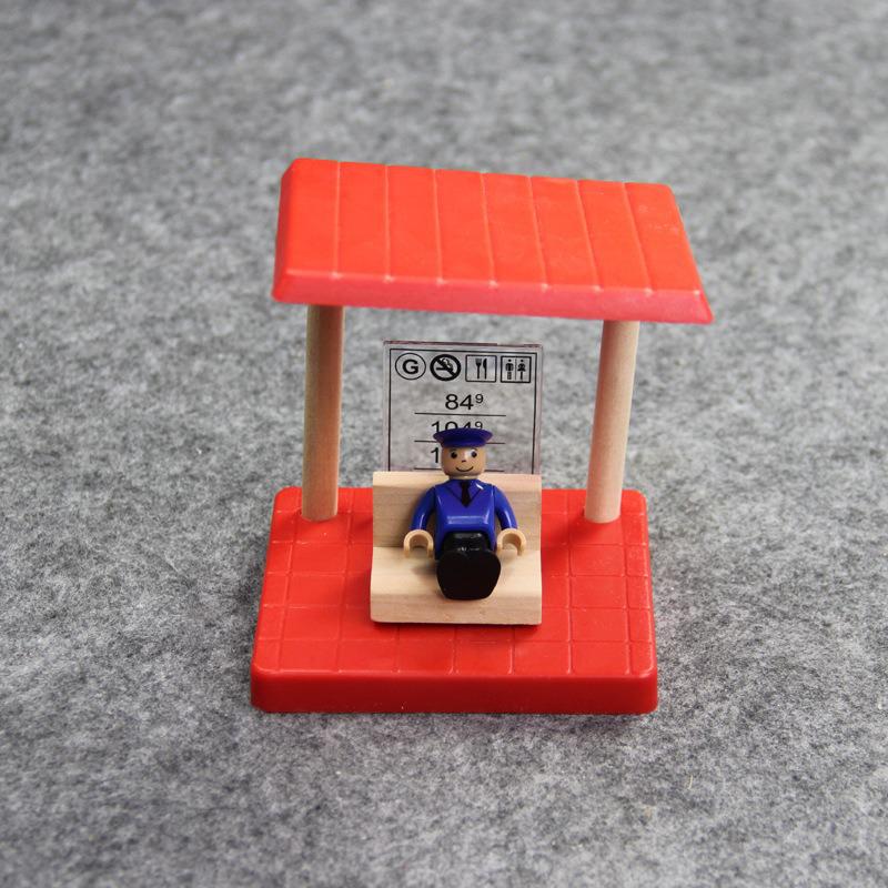 Drewniana stacja benzynowa stacja benzynowa stacja benzynowa zabawka drewniany koń holowniczy pociąg klocki dla dzieci scena akcesoria