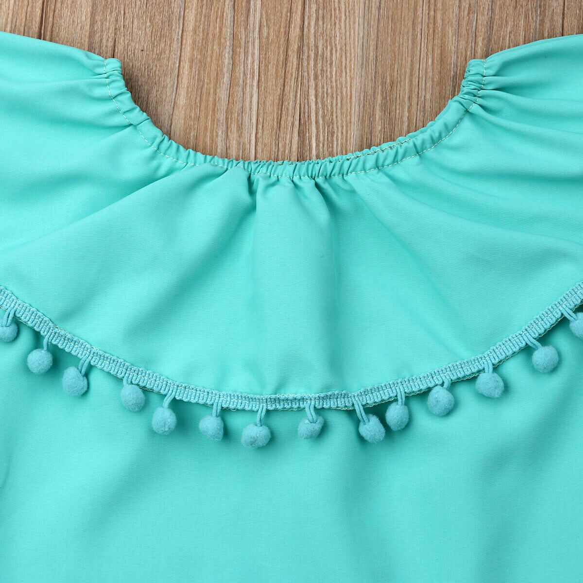 2 stuks baby- en kindermeisjes zomeroutfits met kwastjes, ruches, effen topjes en een short met bloemenprint