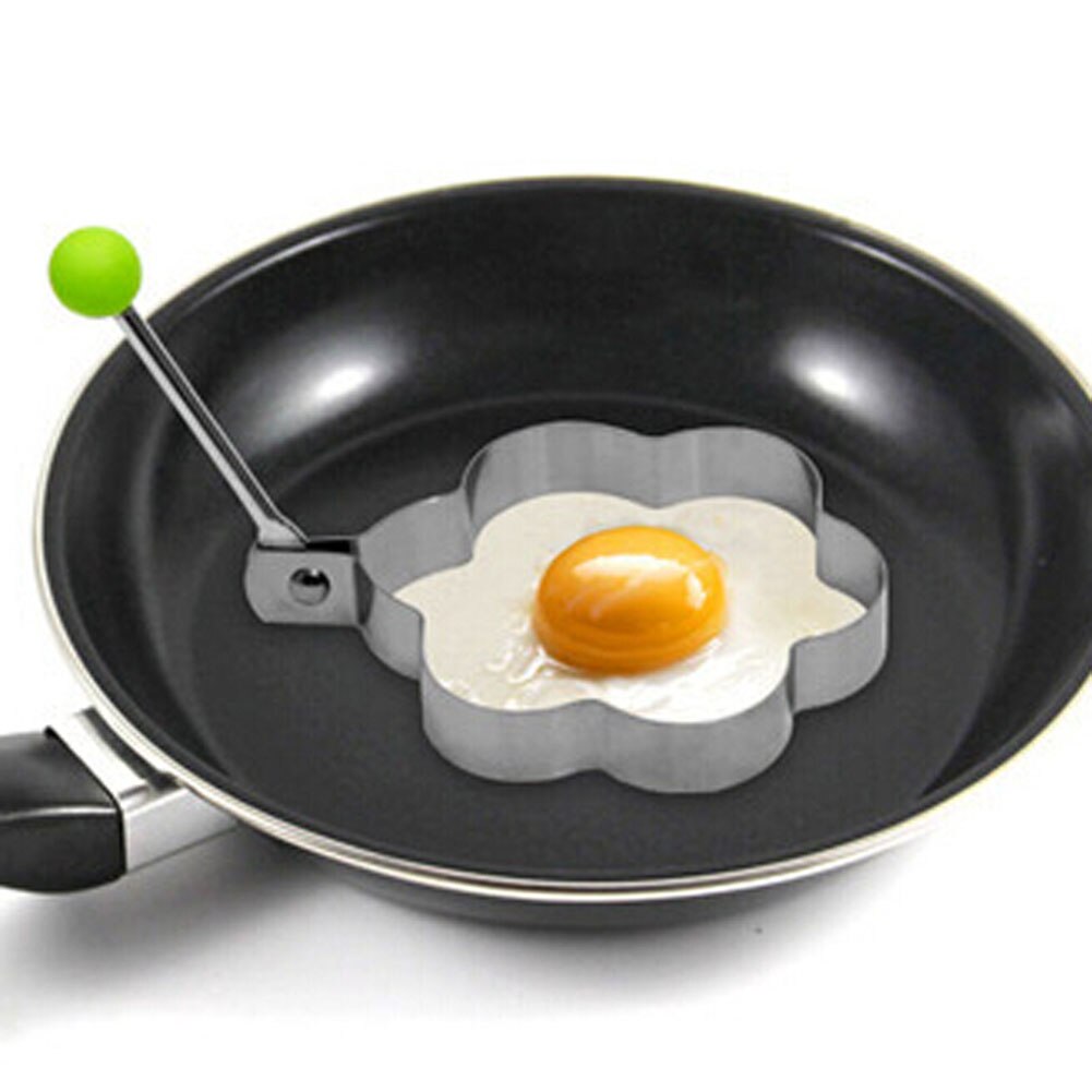 2 Moules à Omelette Et Pancakes En Acier Inoxydable - Formes Ronde Et Cœur - Diamètre 9 Cm - Poignées Pliables Anti-chaleur