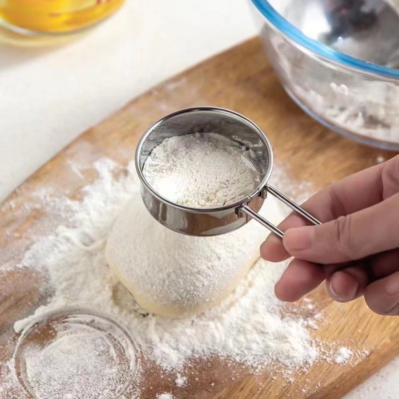 Mini Stainless Steel Flour Sieve Strainer with Handle Small Flour Sifter Drainer for Baking Dusting Powdered Sugar Coffee Filter