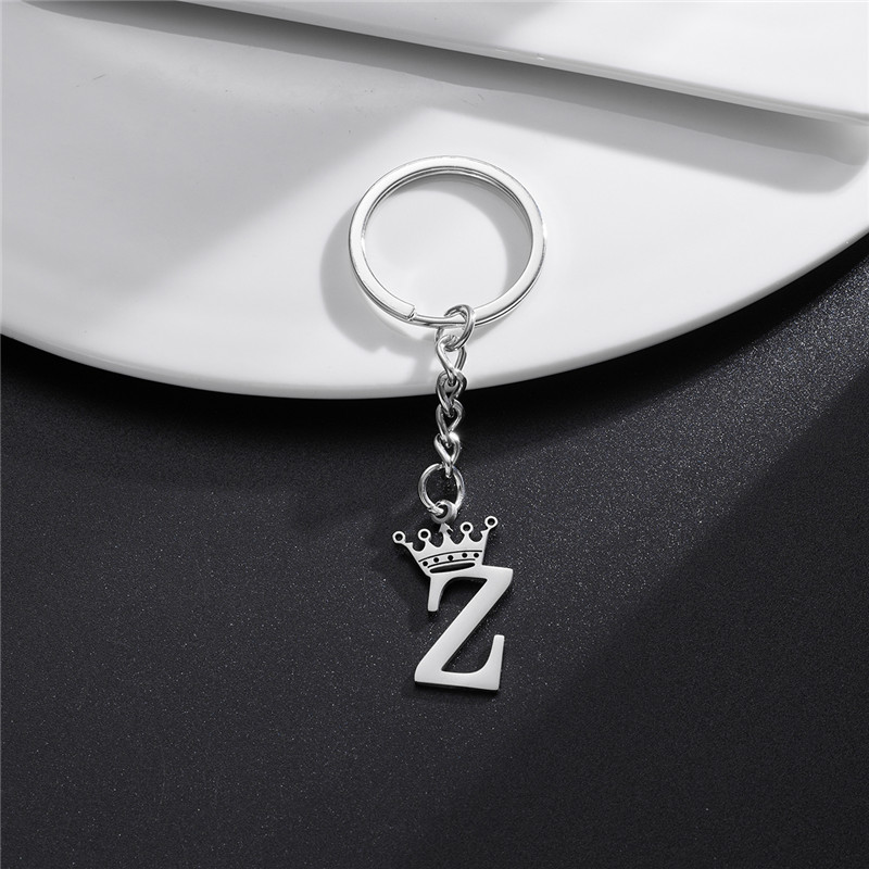 Llaveros con colgante de letras de A-Z de acero inoxidable con corona DIY única para hombres y mujeres, llavero de 26 alfabeto para coche, llaveros de joyería con nombre,: Verde militar