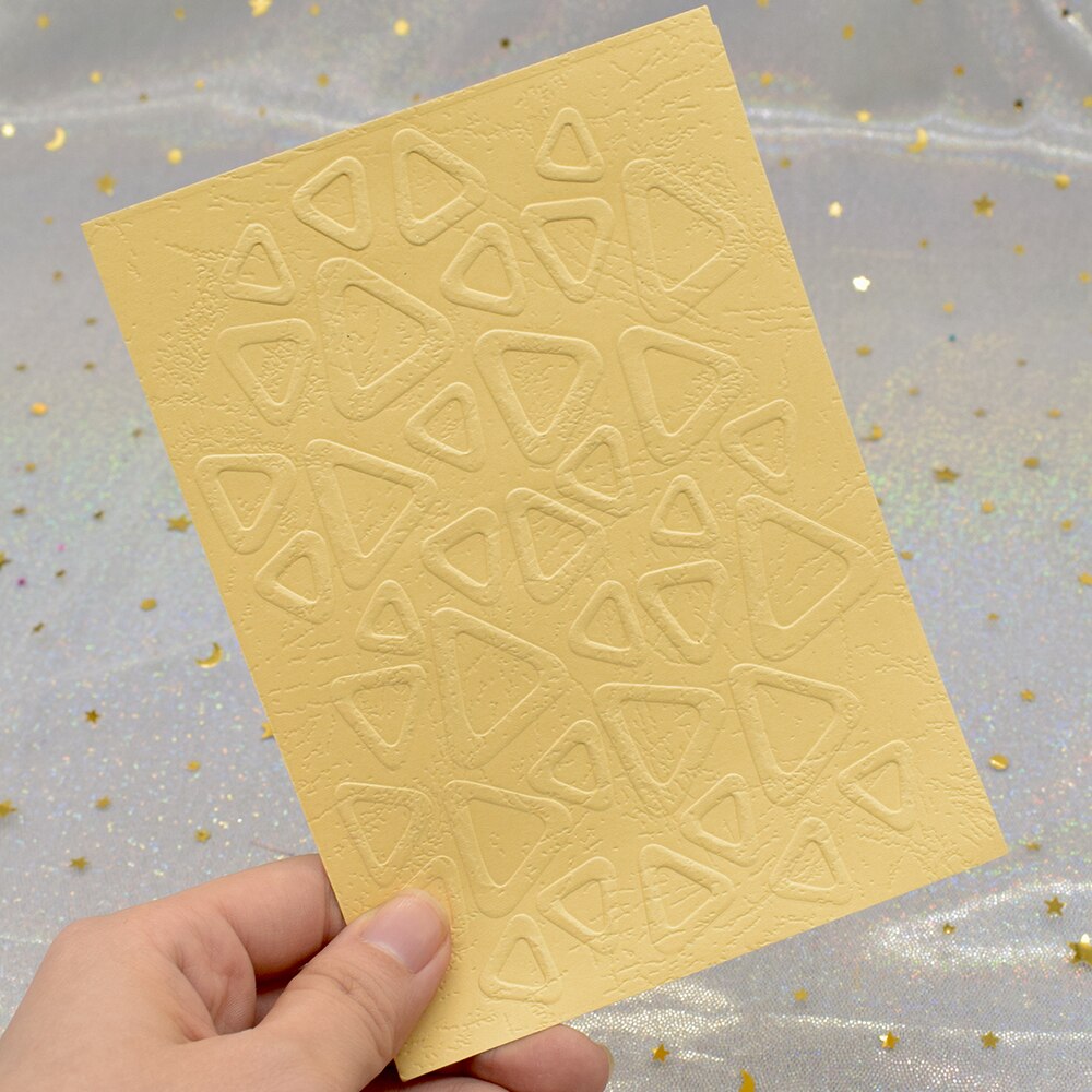 Geometric Triangle Pattern 3D Embossing Folders for DIY Scrapbooking Paper Card Making Plastic Embossing Template Stencil