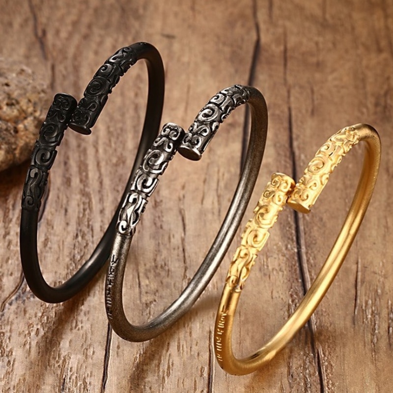 Classic Punk Hoop grabado Rune Curse Journey To The West pulseras de apertura para hombre