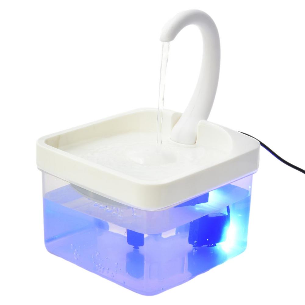 2L fontaine d'eau pour animaux de compagnie col de cygne en forme de chat distributeur d'eau USB chargeant la fontaine à boire automatique avec lumière LED pour chien de chat: With LED Light