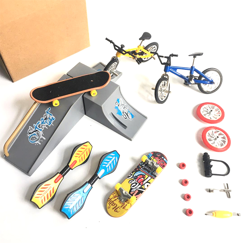 Mini finger skateboarding skate rampedele sæt bmx cykelsæt sjove skate boards mini cykler legetøj til børn drenge børn: Cdh -4a