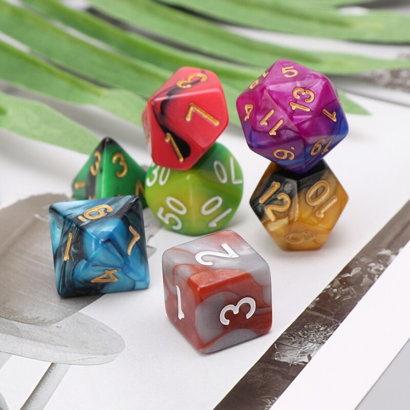 7 stk / sett terninger perler trpg søle  d4-d20 flersidige fargerike