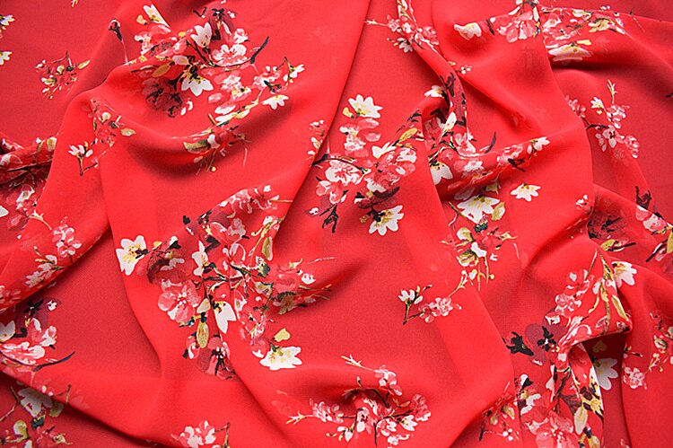Tela de gasa con estampado rojo floral grande de , tejido de ropa suave y cómodo para vestido de mujer, material diy por metro