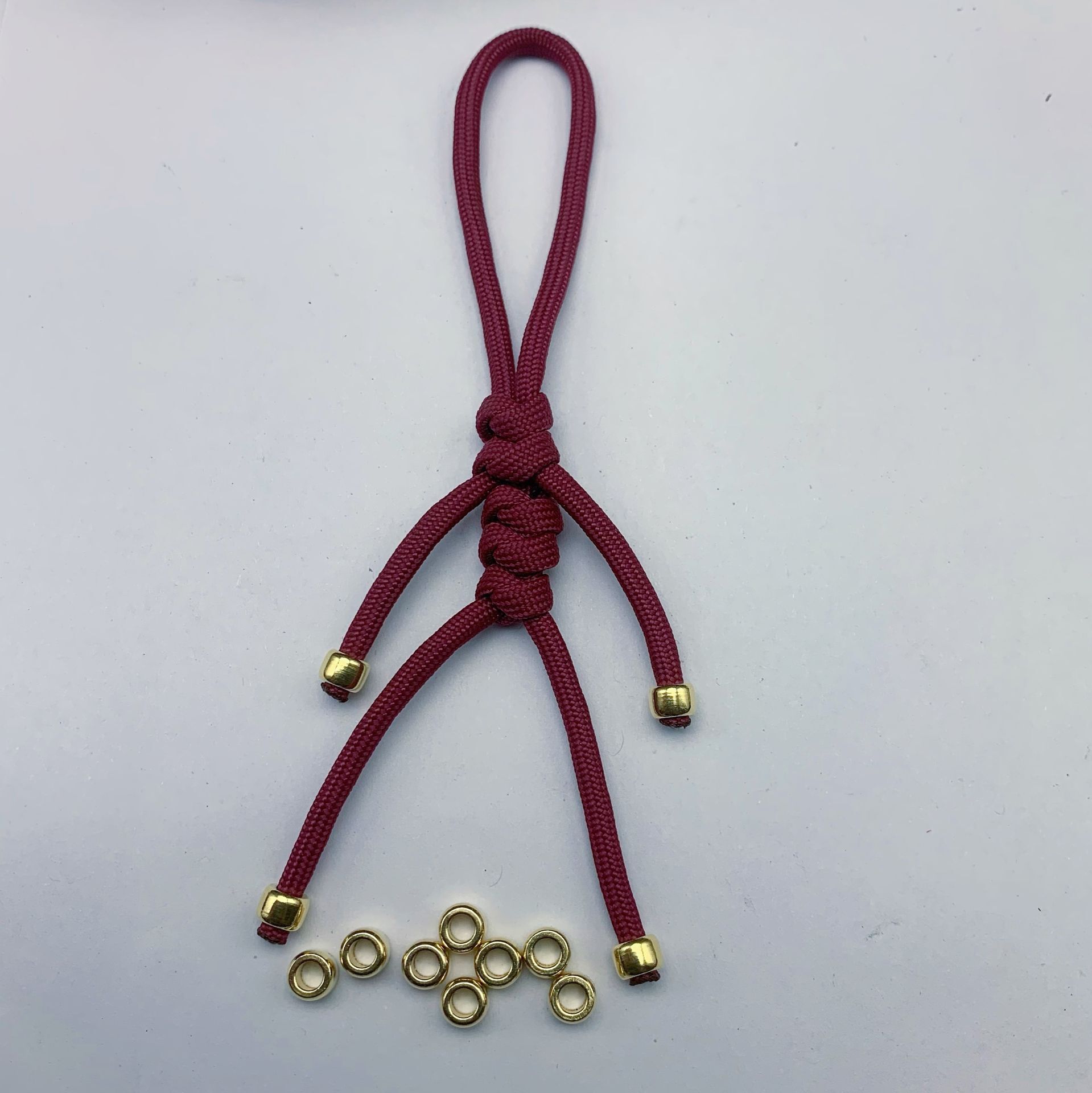 10 stücke Runde Kupfer Belastung Isolieren Durcheinander Geflochtene Paracord Schlüsselband Anhänger draussen EDC Paracord DIY Zubehör ende belastung