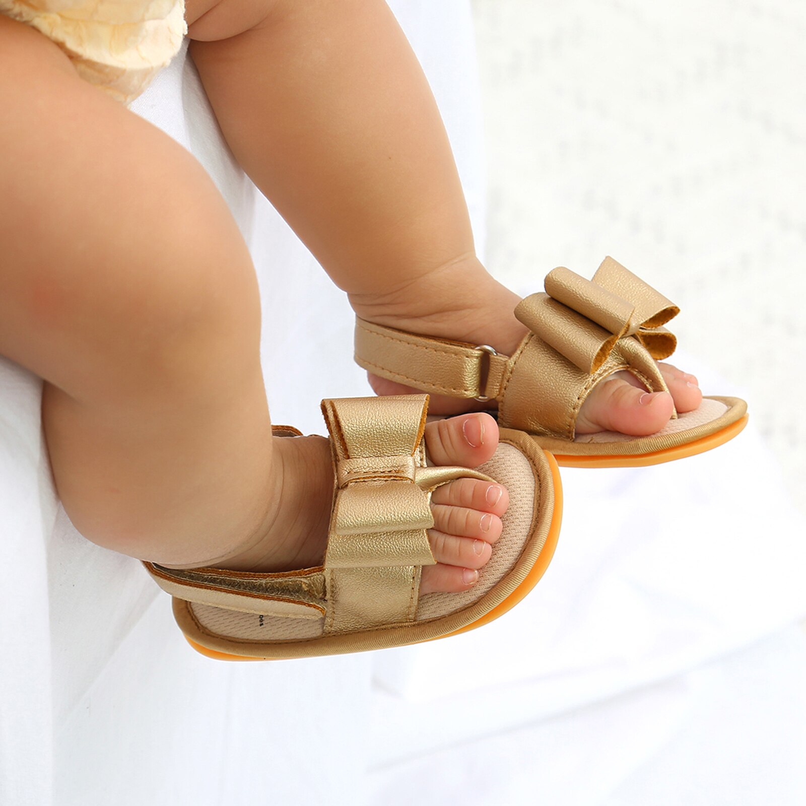 Sandalias planas con lazo para niñas pequeñas, chanclas con correa en T, de Color sólido, simples
