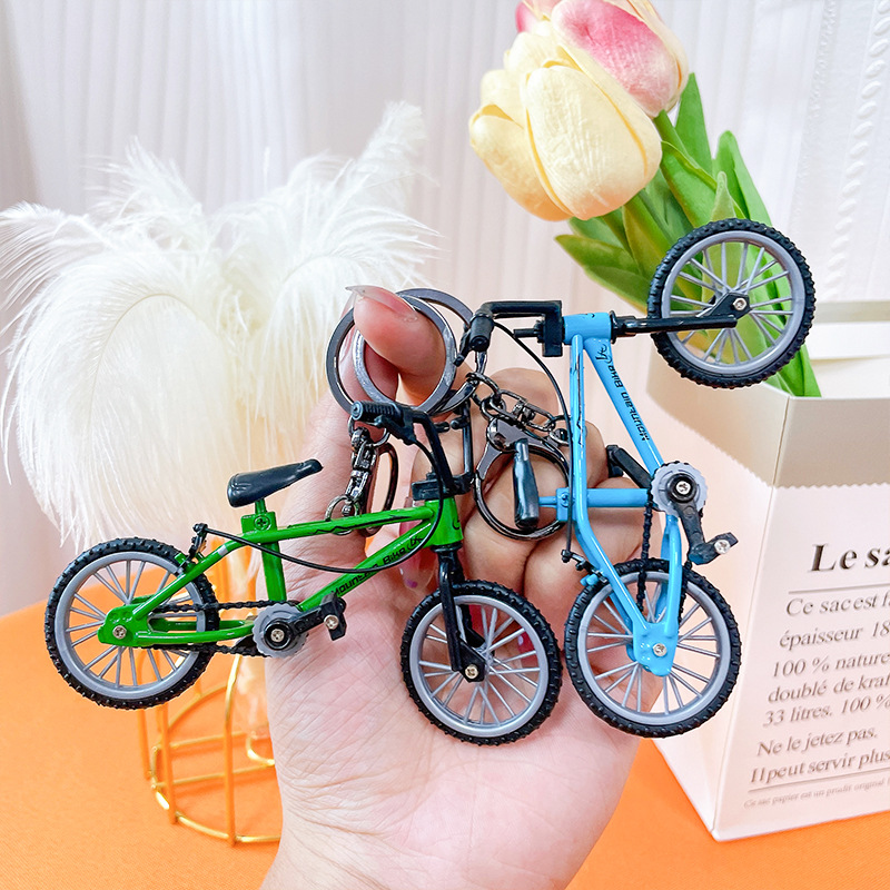 LLavero de bicicleta modelo de aleación Mini dedo de Metal fundido a presión bolsa para bicicleta de montaña llavero colgante juguete para para niños hombres coleccionista