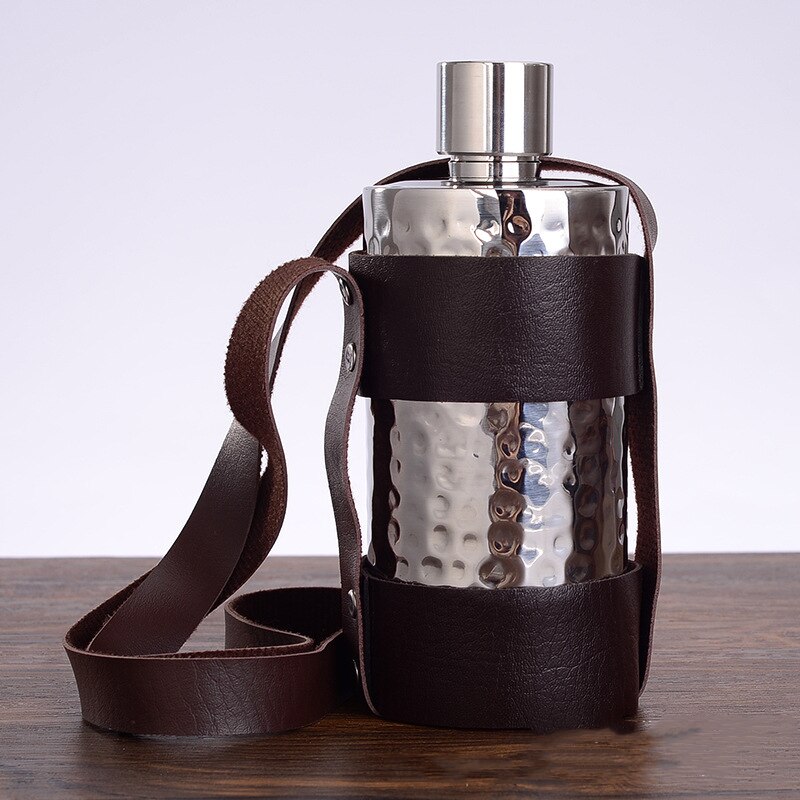 Cylindrical 304 Stainless Steel Flasks 18oz/500ml Bottle Alcohol Flagon Pot 304 Stainless steel Material Can Store Liquor: straps Dot polishing