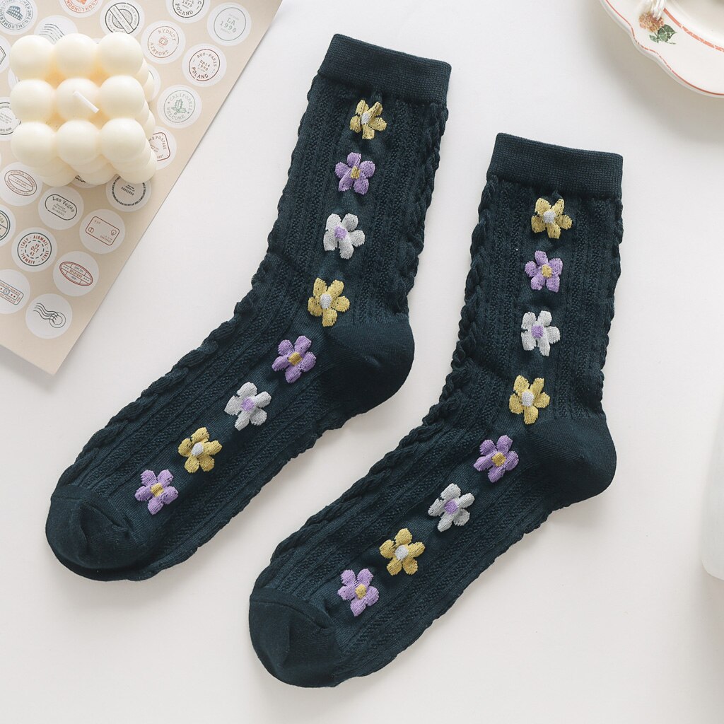 Women Autumn Winter Socks Ladies Knitting Flowers Happy Female Socks Casual Sox: GN