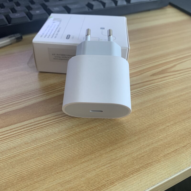 Original PD 20W Fast Charging Usb C Wall Charger US EU Plug Portable Travel Fast Charger with retail packaging: EU
