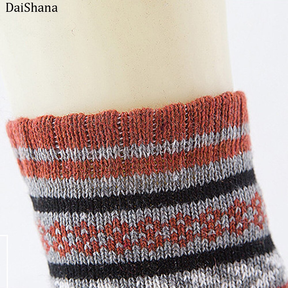 DaiShana 1 paar Casual Man Zachte Dikke Warme Sokken Konijn Wol Blends Warme Winter Sokken Man Retro Stijl Kleurrijke Ademend sokken