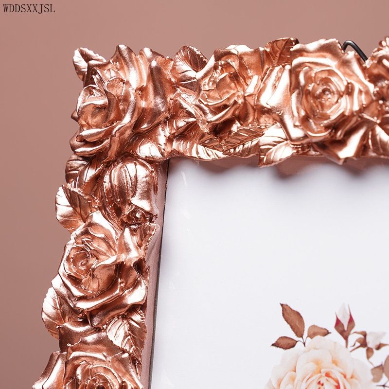 Wddsxxjsl Europese Stijl Rose Reliëf Fotolijst Ornamenten Rose Gold Kantoor Nachtkastje Fotolijst Home Decoratie