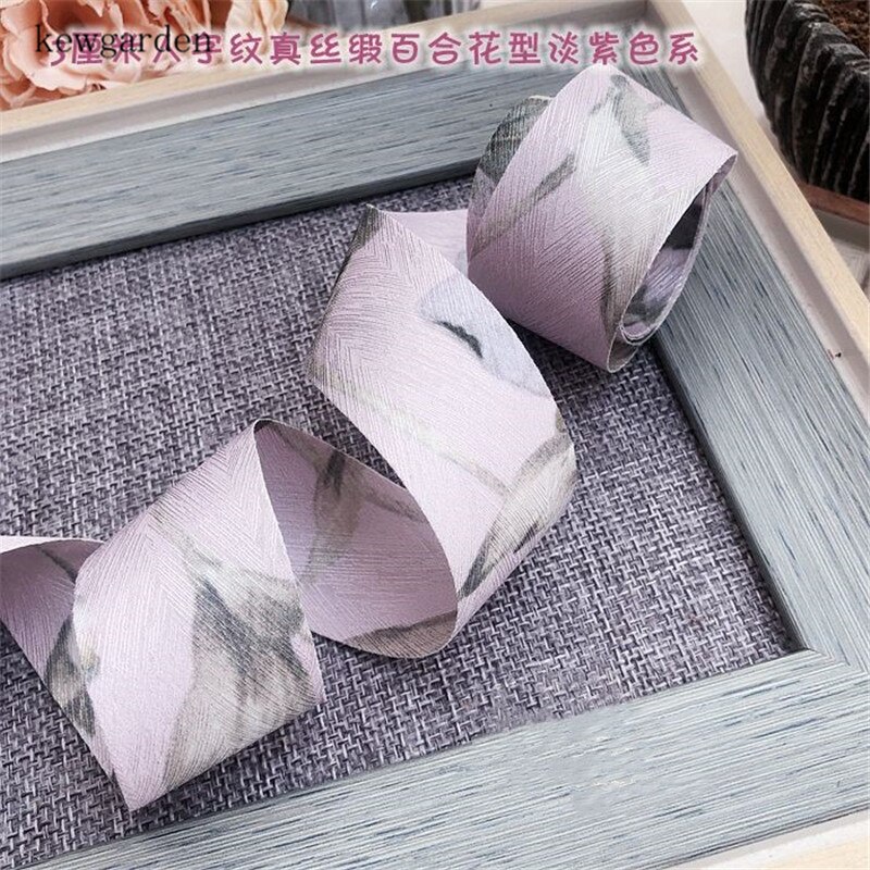 Kewgarden 30mm 3cm bedrukte bloemen satijnen linten handgemaakte tape diy strik haaraccessoires band 10 meter: Lichtpaars