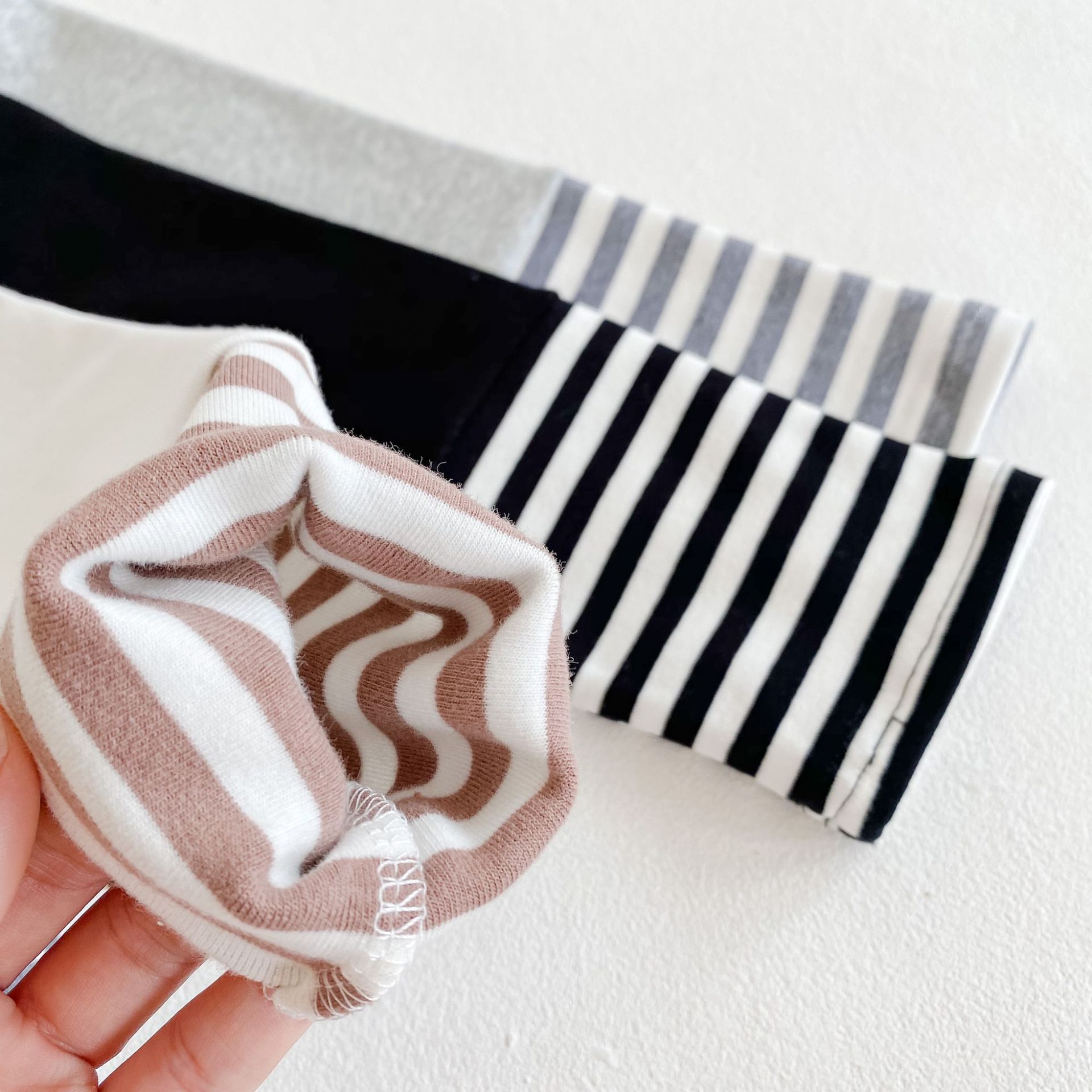 Babymeisjes leggings herfst winter warme baby gestreepte legging kinderbroek voor 0-24m kinderen kleding