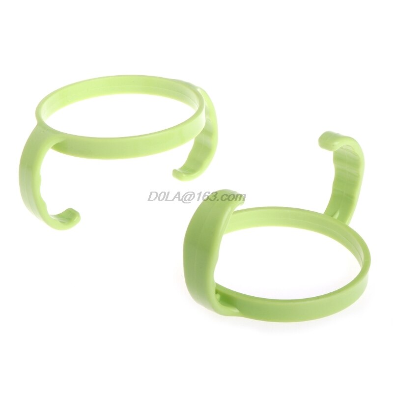 Style 2pcs Baby Feeding Bottle Trainer Easy Grip Plastic Handles Holder for Comotomo Baby Feeding Bottle Accessories: Green