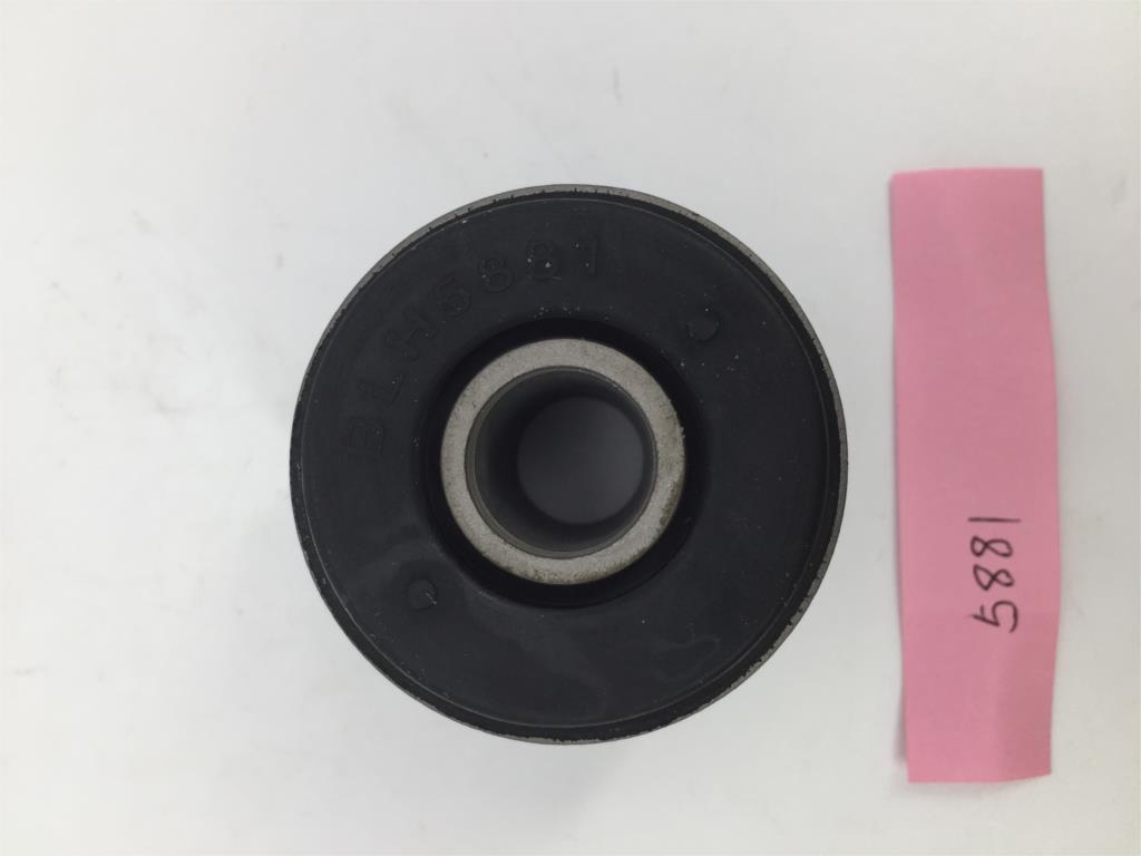 Rear Leaf Spring Bushing Truck Chassis Part Replacement for ISUZU NKR NPR NKR55 4JB1 8941185880 8-94118588-0