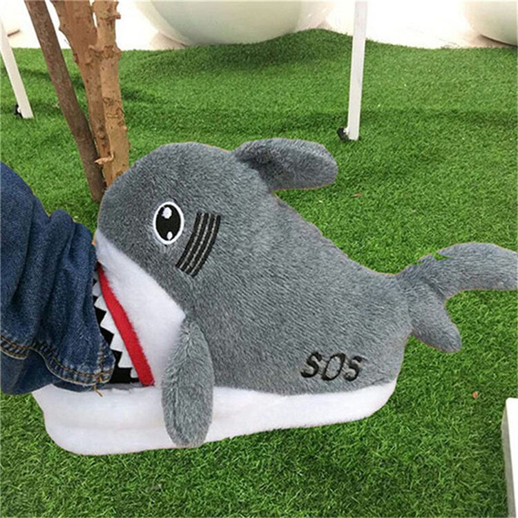 Król LIN Słodki kreskówka krokodyl dla obu płci zimowe kapcie domowe kobiety mężczyźni ciepłe pluszowe buty na piętro w domu antypoślizgowy leniwy bawełniane buty: rekin / 8.5