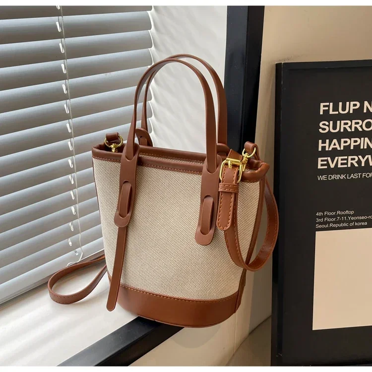 2025 polyvalent PU toile seau épaule et sacs à bandoulière Simple décontracté sens du luxe rétro sacs à main pour les femmes: Brun clair