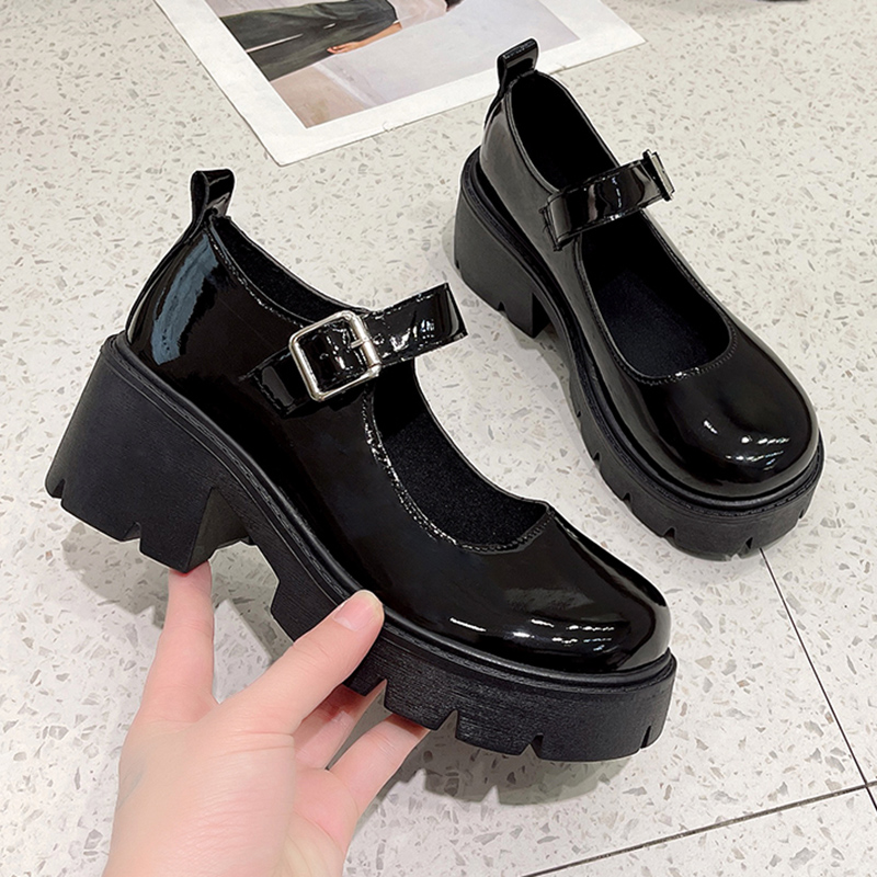 Décolleté con plateau con fibbia alla caviglia neri Scarpe Mary Jane in pelle verniciata stile giapponese da donna Scarpe Lolita con tacco spesso punk Mujer