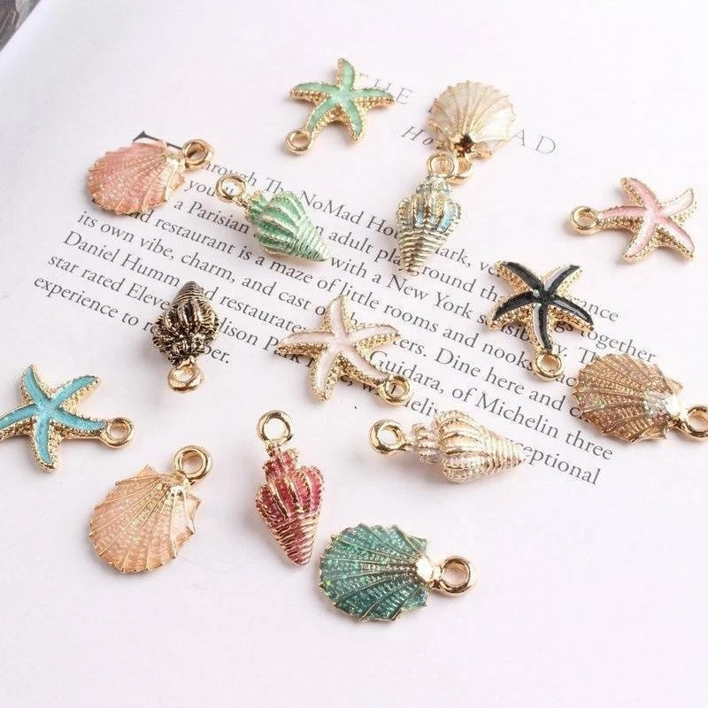 13PCS Conch Seashell Charms Pretty Conch Shell Pendants Starfish Bracelet Necklace Handmade Craft Accessories DIY Ocean Jewelry
