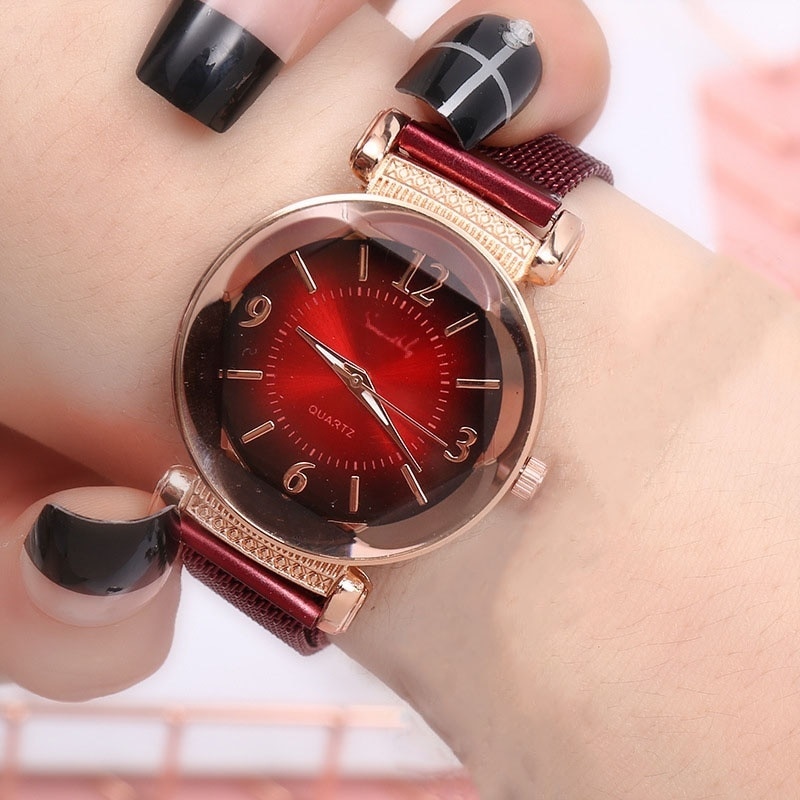 Rose rød luksus kvinder ur magnet spænde geometriske romertal kvarts ur ur damer ure relogio feminino: Rød