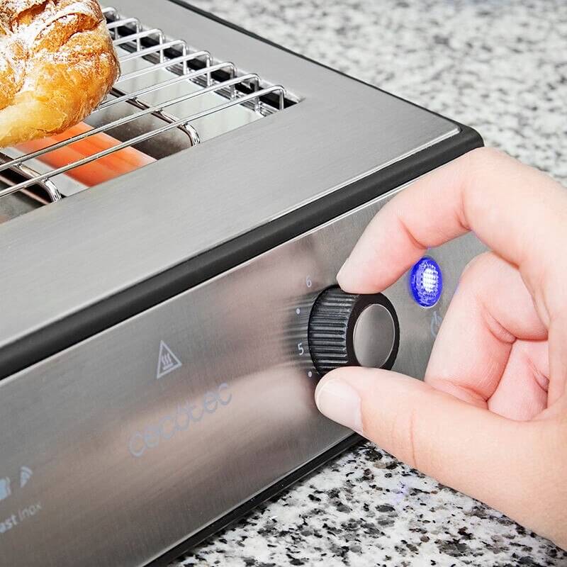 Cecotec Tostador Plano Turbo EasyToast Inox 900W de Potencia con 3 Resistencias de Cuarzo Calentar Eficiente Fácil de Usa y Limpiar