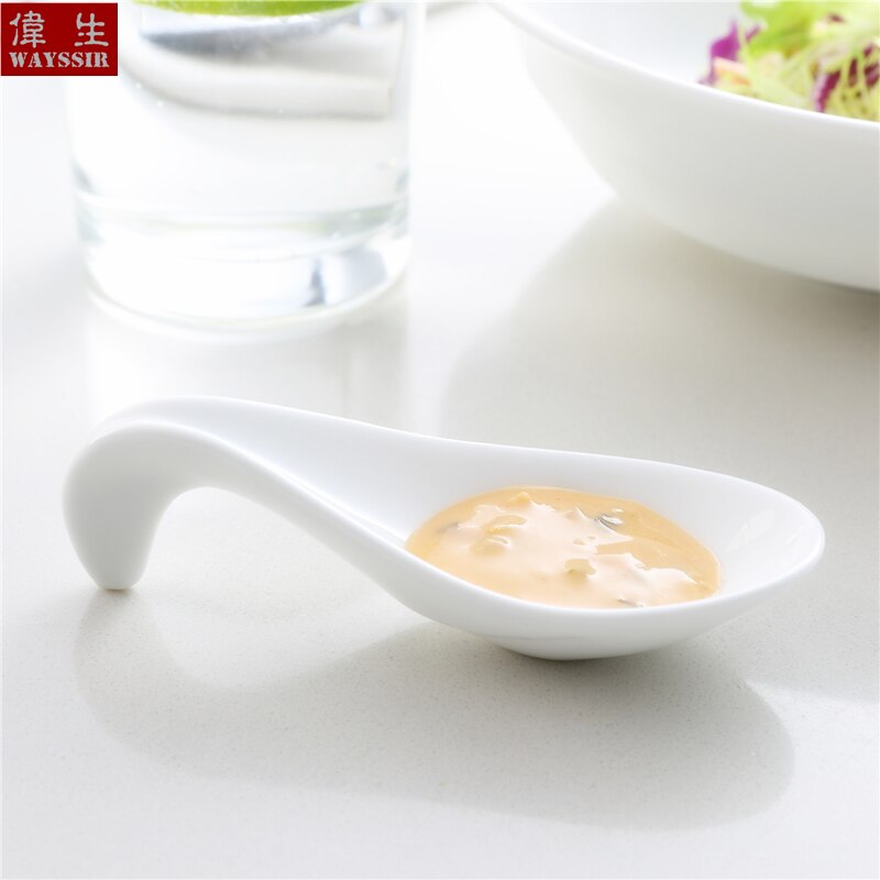 6pcs Set Fish Shaped Spoon Dinner Snack Sauce White Porcelain Dish Hotel Breakfast Buffet Ceramic Wasabi Tableware Oil Dispenser